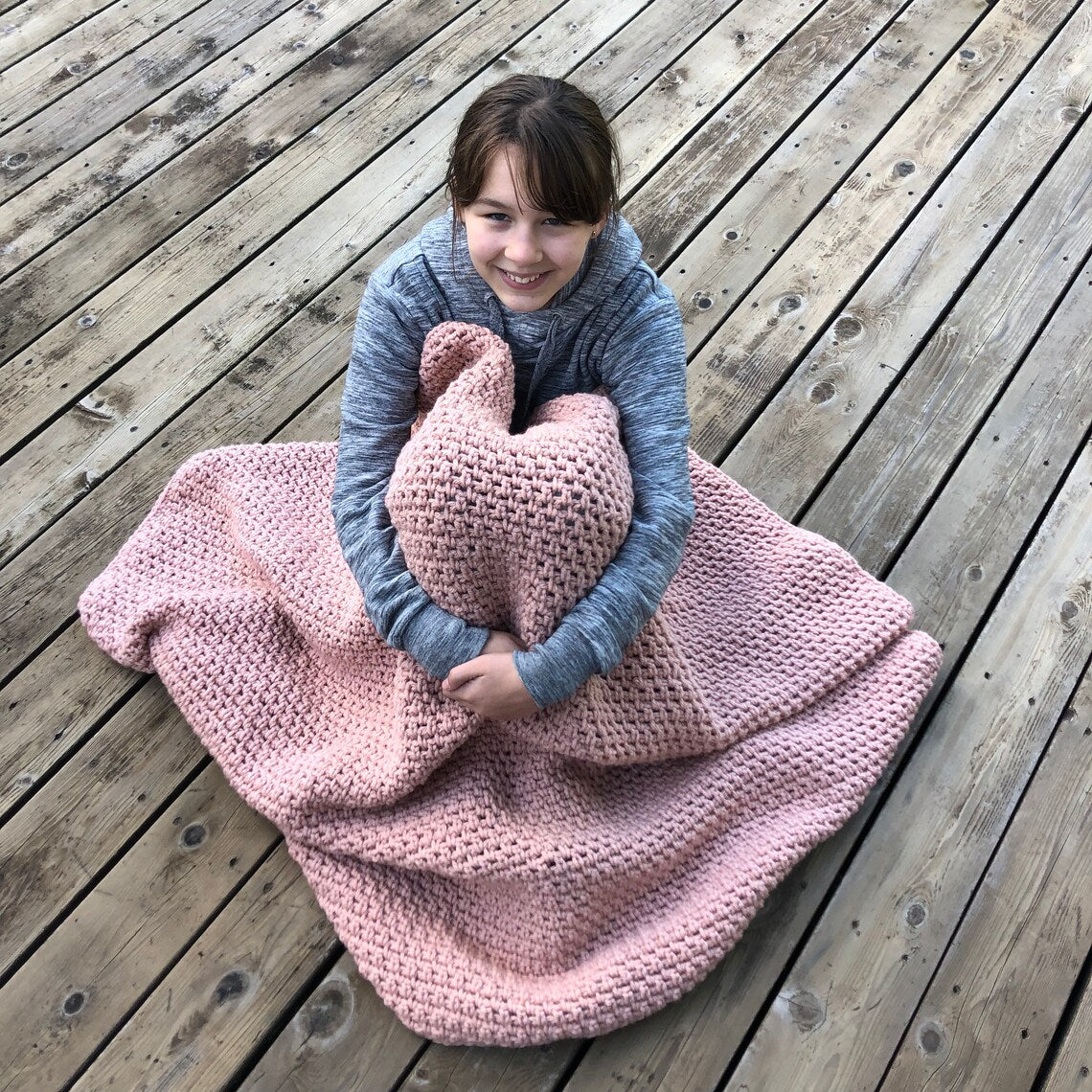 Modern Chunky Throw Blanket Crochet Pattern